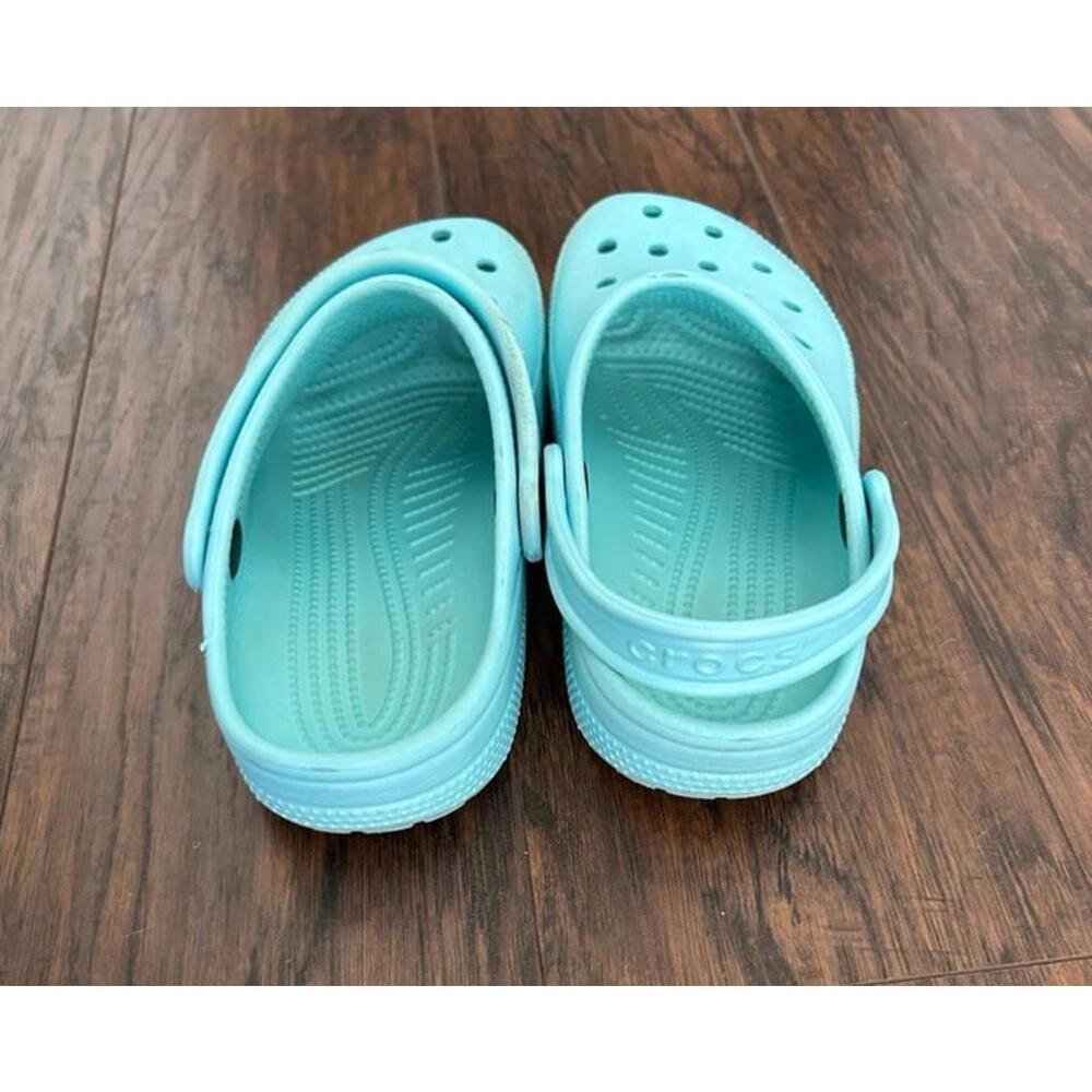 Crocs - Picture 4 of 6
